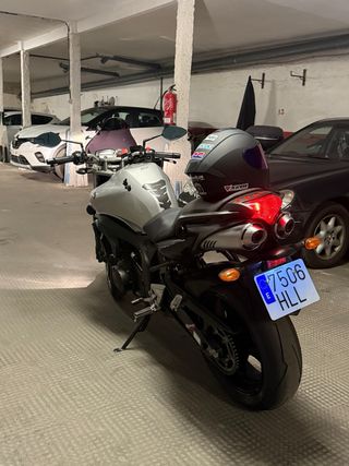 Yamaha FZ6 Fazer S2 600
