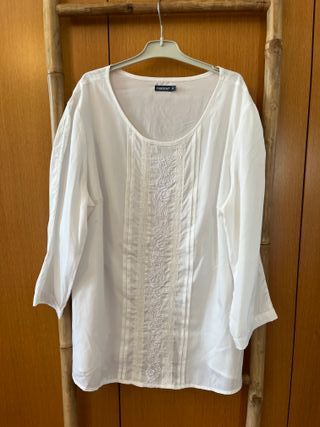 Blusa blanca Inextenso bordada