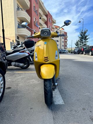 Vespa Sprint 50cc - Año 2017