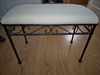 Panca in ferro battuto beige e nero