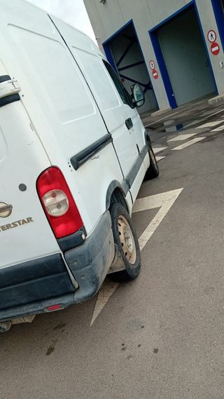 Nissan Interstar 2005