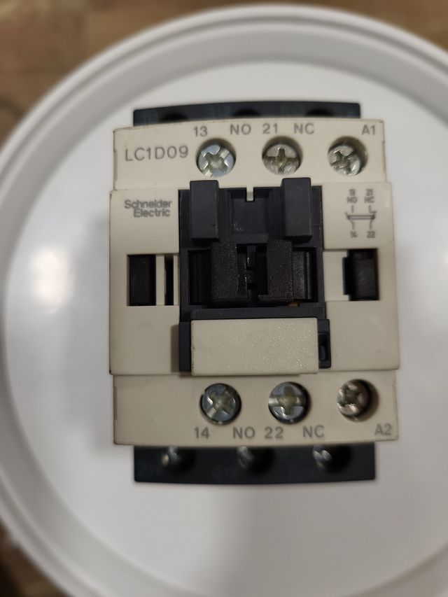 Contactor Schneider Electric LC1D09