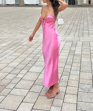 Vestido lencero Zara rosa satinado 