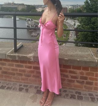 Vestido lencero Zara rosa satinado 