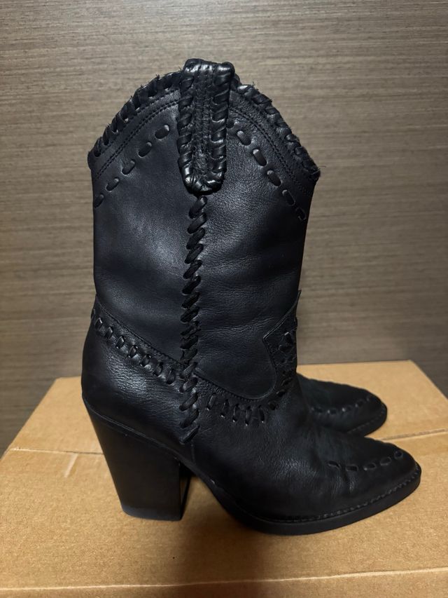 Botines Cowboy de piel Mango