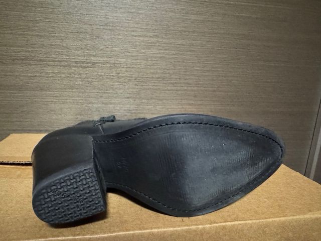 Botines Cowboy de piel Mango