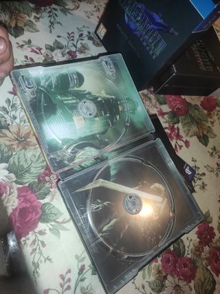 Final Fantasy VII Remake Deluxe PS4