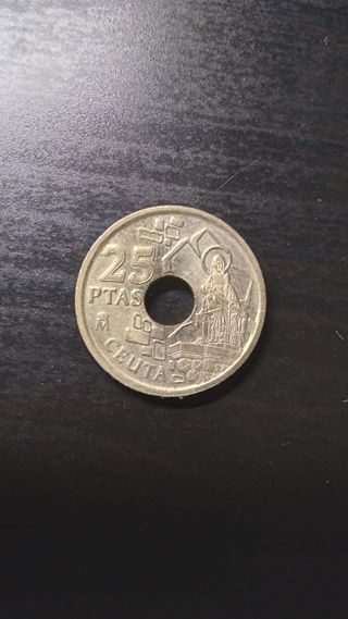Moneda 500 pesetas 1966 y 25 pesetas 1998
