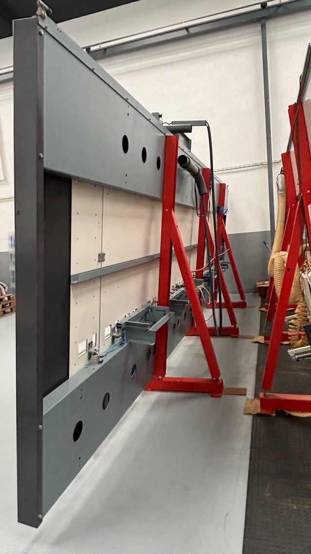 Sierra Vertical Elcon 215 DS