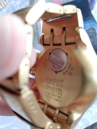 No funciona - Reloj Swatch Irony Hombre Dorado