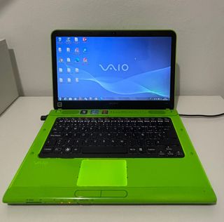 Portátil Sony Vaio Verde Lima