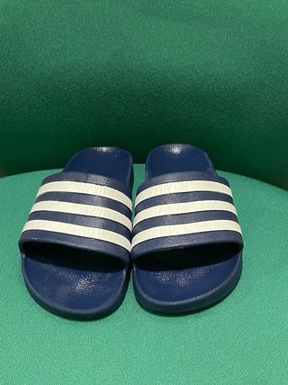 Chanclas Adidas Azul y Blanco