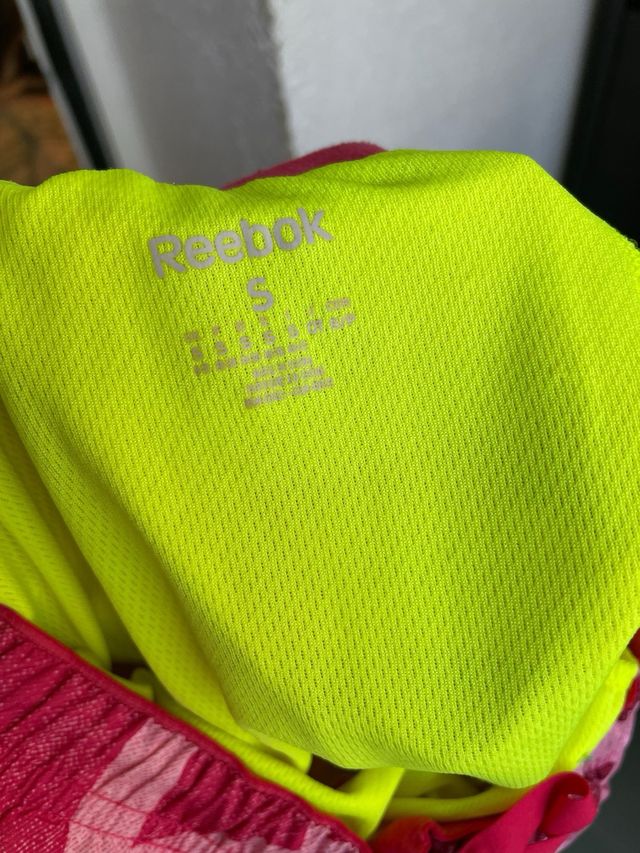 Shorts deportivos Reebok 