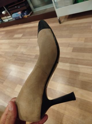 Tacones MARLINNA beige y negro