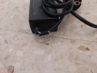 Portátil HP con maletín y cargador