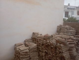 Tejas antiguas de barro