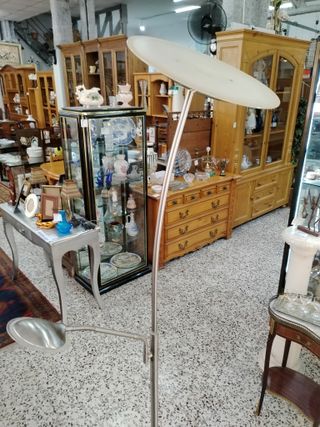 LÁMPARA DE PIE METÁLICA 2 FOCOS
