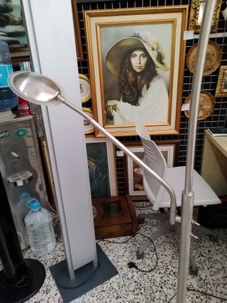 LÁMPARA DE PIE METÁLICA 2 FOCOS