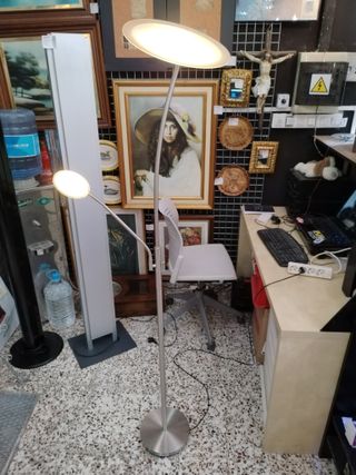 LÁMPARA DE PIE METÁLICA 2 FOCOS