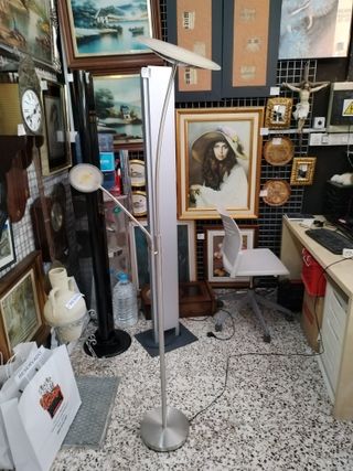 LÁMPARA DE PIE METÁLICA 2 FOCOS