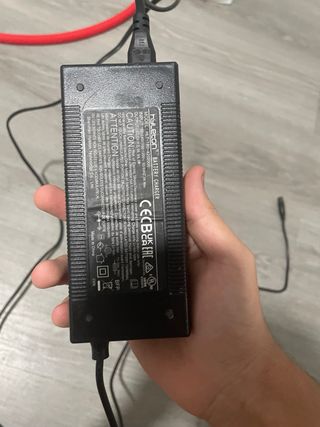 Cargador Cecotec Patinete Eléctrico