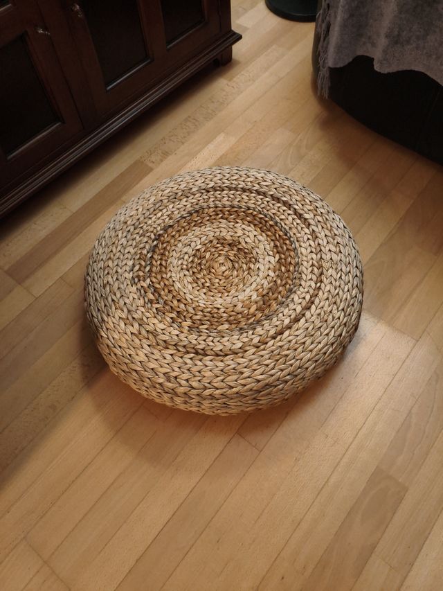 Puff Redondo  de IKEA.