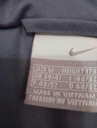 Abrigo Nike Hombre Beige y Gris