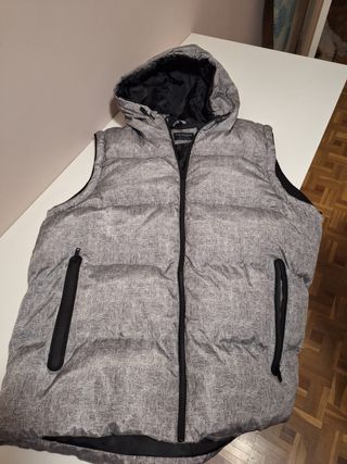 Chaleco Primark Gris con Capucha