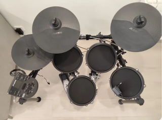 Batería Electrónica Alesis Nitro Mesh