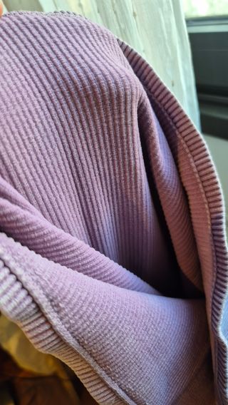 Falda lápiz lila de Zara