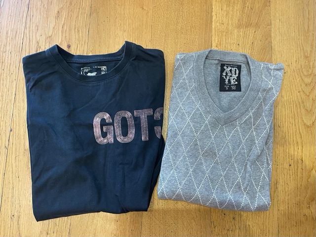 Jersey Pull&Bear gris rombos S y camiseta azul