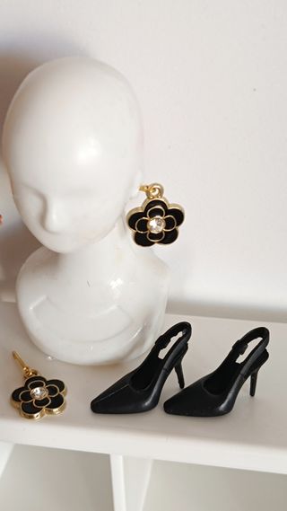 Vestido Barbie Negro Fiesta Flores