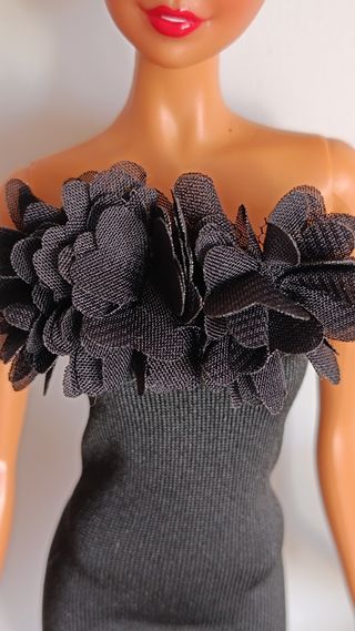 Vestido Barbie Negro Fiesta Flores