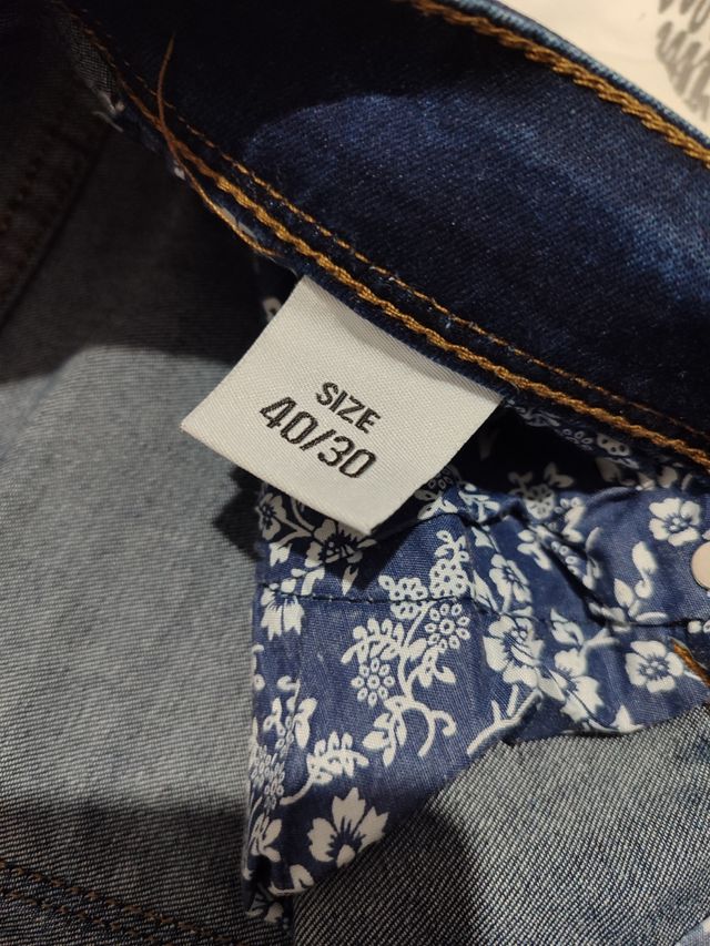 Vaqueros DENIM ESSENTIALS Talla 40