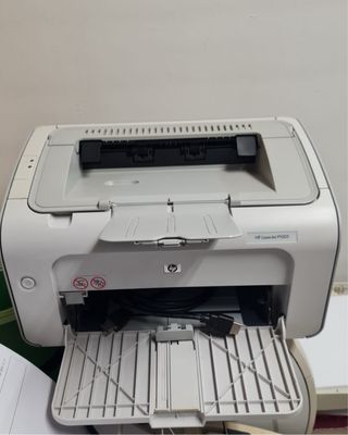 Impresora HP LaserJet P1005 + Cartucho Nuevo