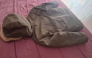 Chaqueta Mango Verde Oliva con Capucha