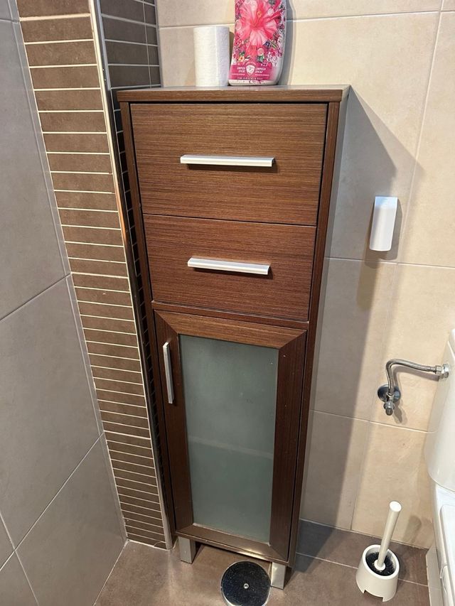 Mueble de baño madera y cristal