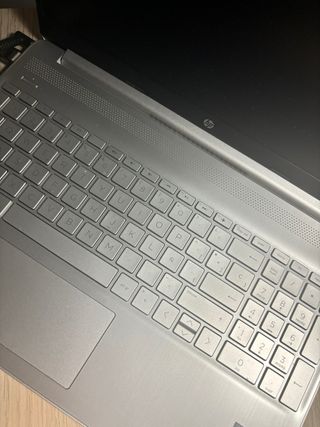 Ordenador portátil HP Plata