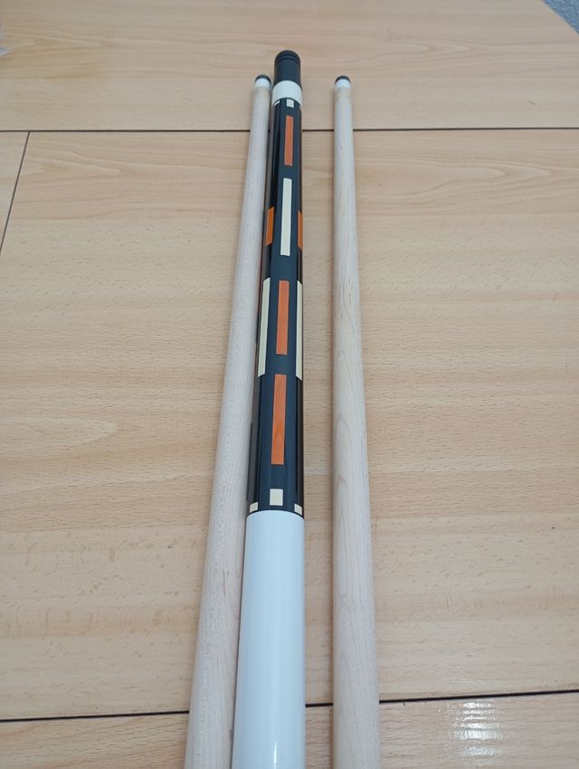 Taco de billar tres bandas