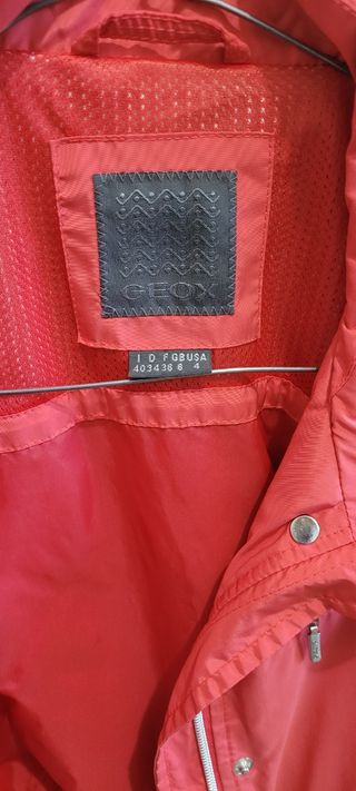 Giubbino Geox direi corallo come colore
