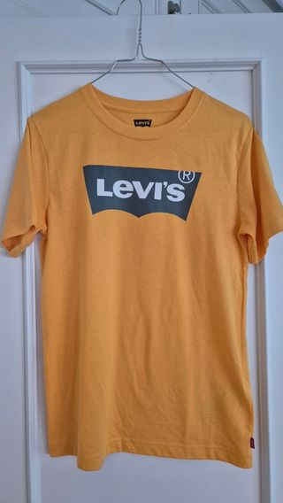 Camiseta Levi's Amarilla Logo