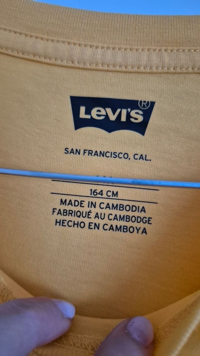 Camiseta Levi's Amarilla Logo
