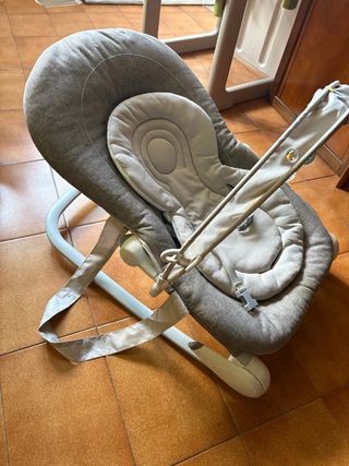Silla mecedora bebé marca chico