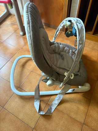 Silla mecedora bebé marca chico