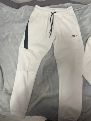 Chandal Nike Tech Fleece Blanco