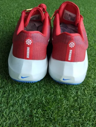 Nike Zoom Fly 5 Talla 44.5 Rojas