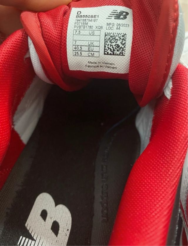 New Balance 550 Vermelhas e Brancas