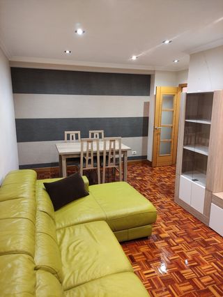 Piso en alquiler en Vigo Doblada