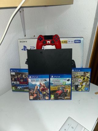 Consola PS4 + Mando Rojo + 4 Juegos