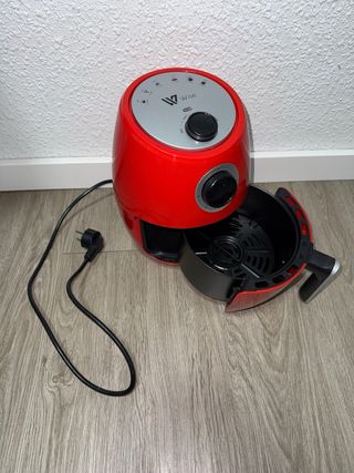 Freidora de Aire Wise 2L Roja